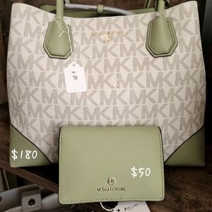 White And sage Michael Kor purse and wallet